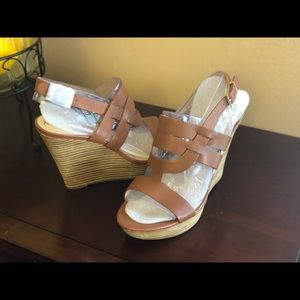 Wedge sandals